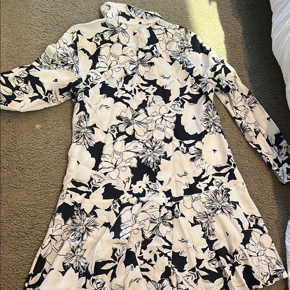 Zara Monochrome Floral Shirt - Picture 4 of 4
